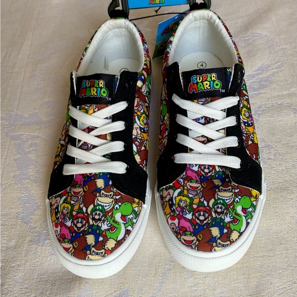 Super Mario Sneakers Shoes New! - Picture 9 of 14